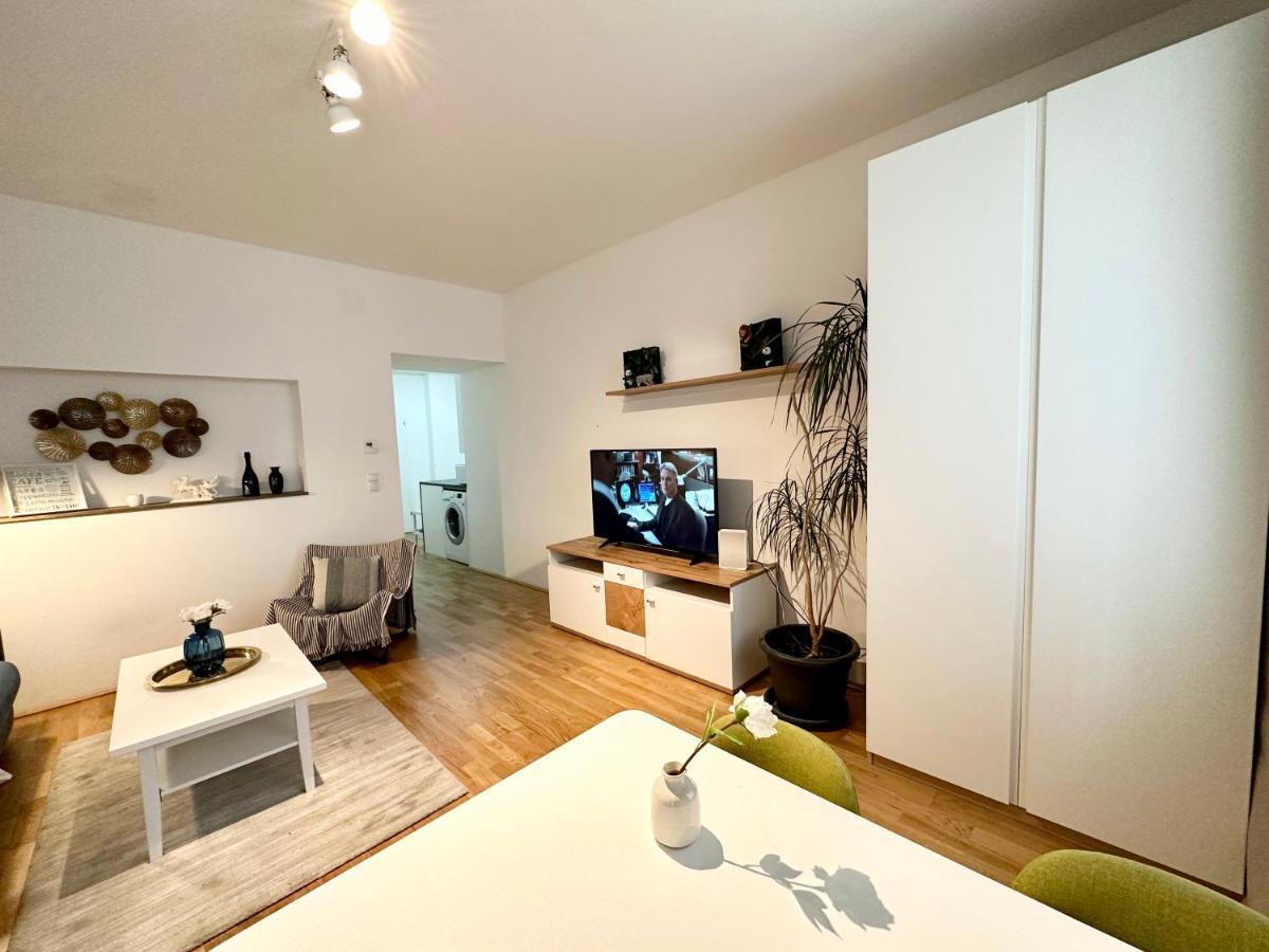 Book-A-Room Panda-Apartments Вена Экстерьер фото