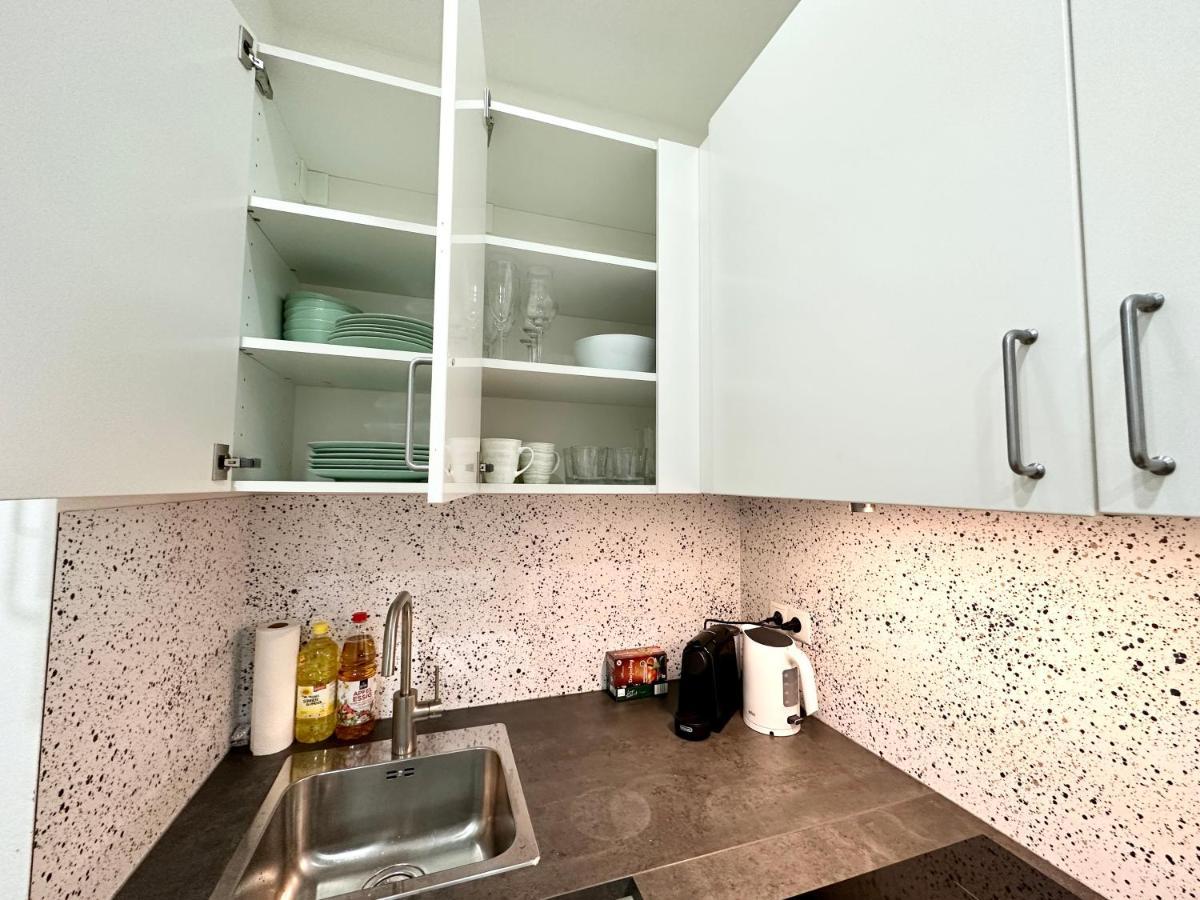 Book-A-Room Panda-Apartments Вена Экстерьер фото