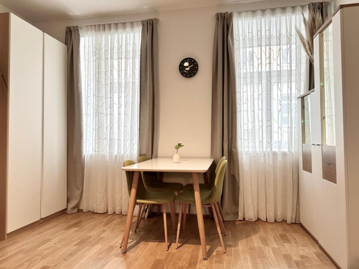 Book-A-Room Panda-Apartments Вена Экстерьер фото